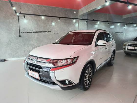 MITSUBISHI OUTLANDER 3.0 GT 4X4 V6 24V GASOLINA 4P AUTOMÁTICO MITSUBISHI OUTLANDER 3.0 GT 4X4 V6 24V GASOLINA 4P AUTOMÁTICO
